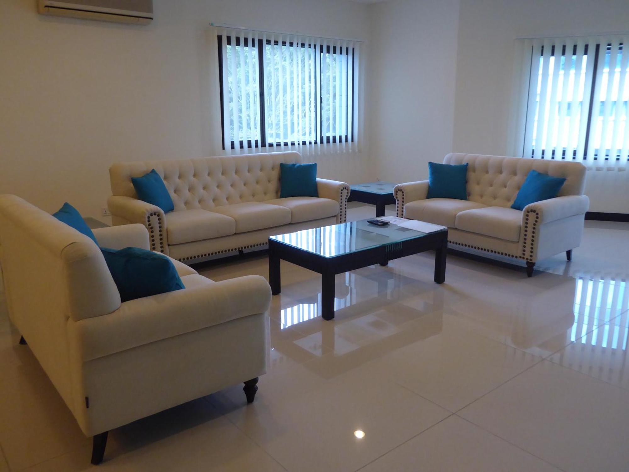 Rimbun Suites & Residences Bandar Seri Begawan Rum bild