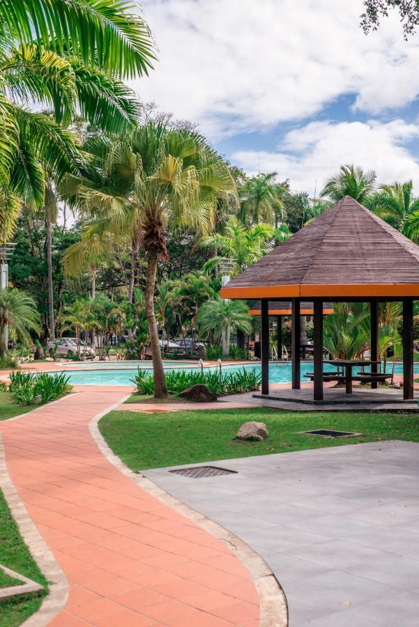 Rimbun Suites & Residences Bandar Seri Begawan Exteriör bild