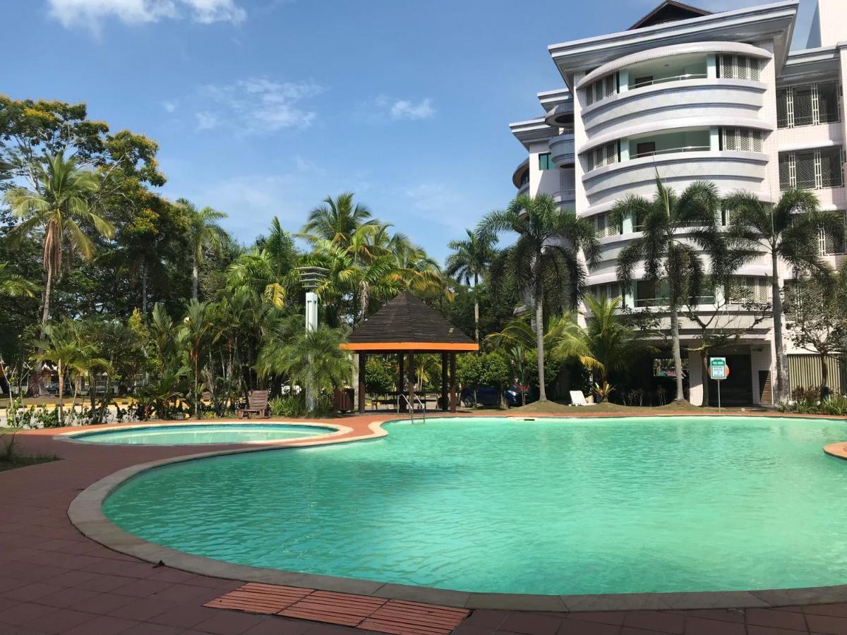 Rimbun Suites & Residences Bandar Seri Begawan Exteriör bild